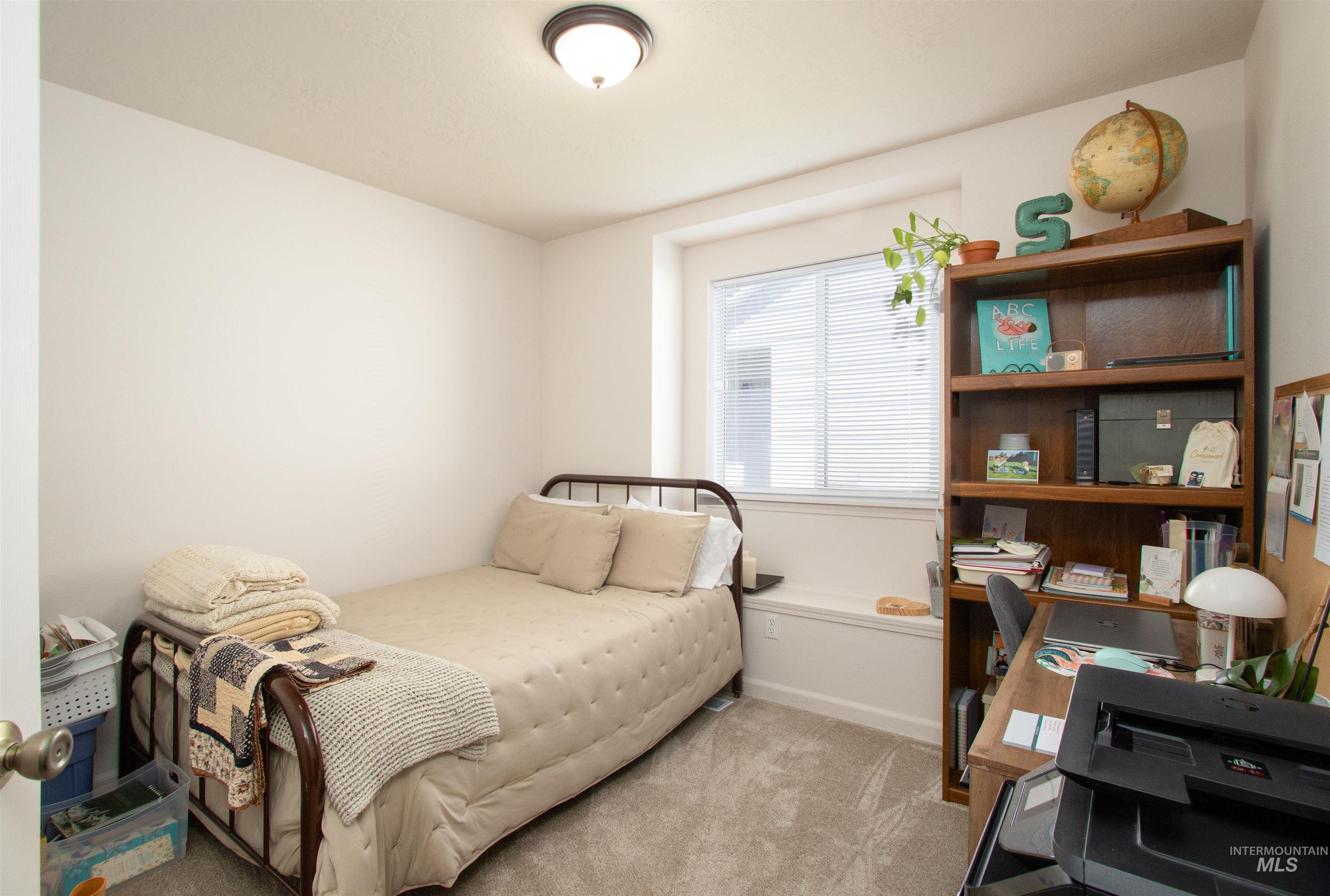 821 E Maine, Nampa, Idaho 83686, 3 Bedrooms, 2 Bathrooms, Residential For Sale, Price $322,000,MLS 98983324