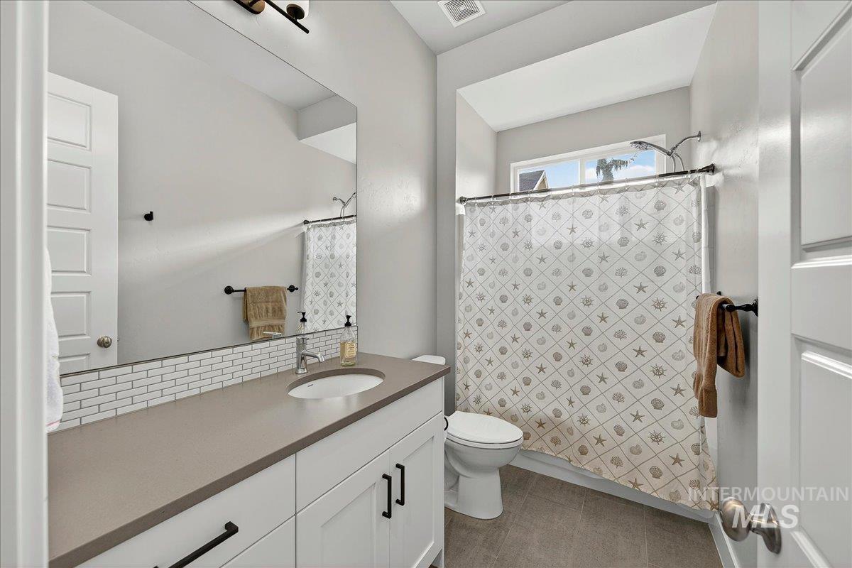 1854 N Tullshire Way, Eagle, Idaho 83616, 4 Bedrooms, 2.5 Bathrooms, Residential For Sale, Price $995,900, 98983325