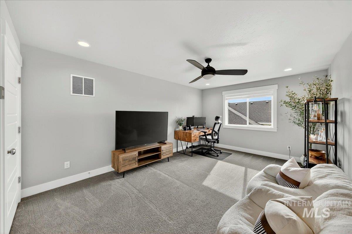 1854 N Tullshire Way, Eagle, Idaho 83616, 4 Bedrooms, 2.5 Bathrooms, Residential For Sale, Price $995,900, 98983325