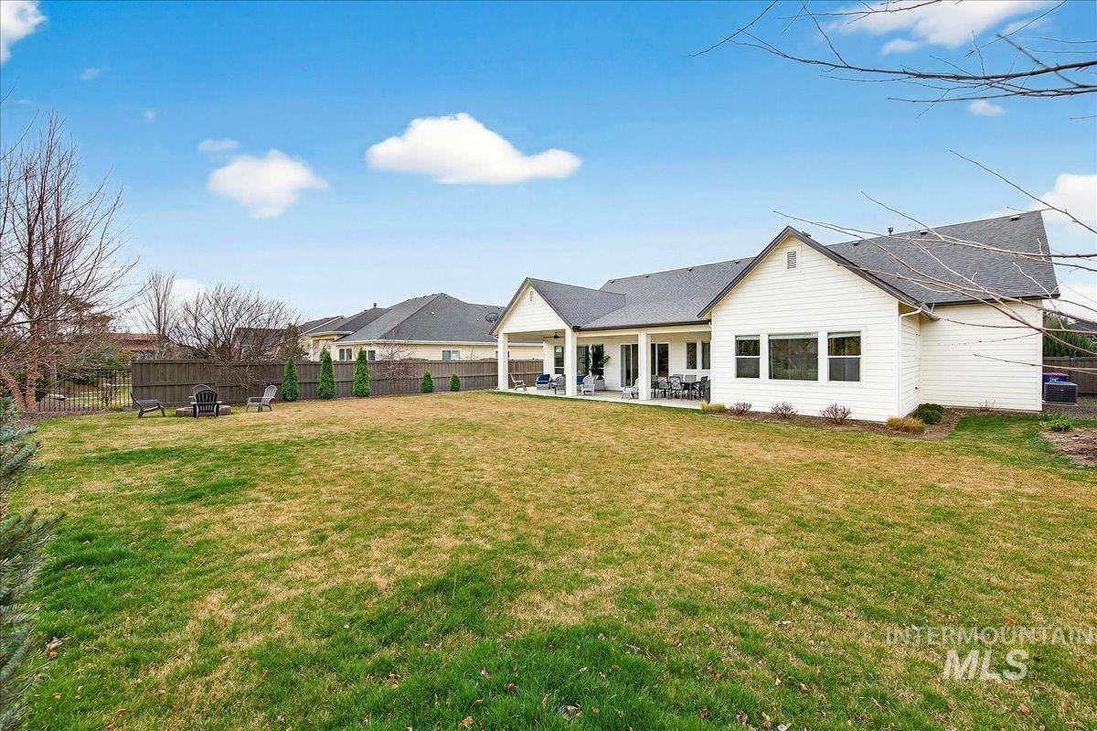 1854 N Tullshire Way, Eagle, Idaho 83616, 4 Bedrooms, 2.5 Bathrooms, Residential For Sale, Price $995,900, 98983325