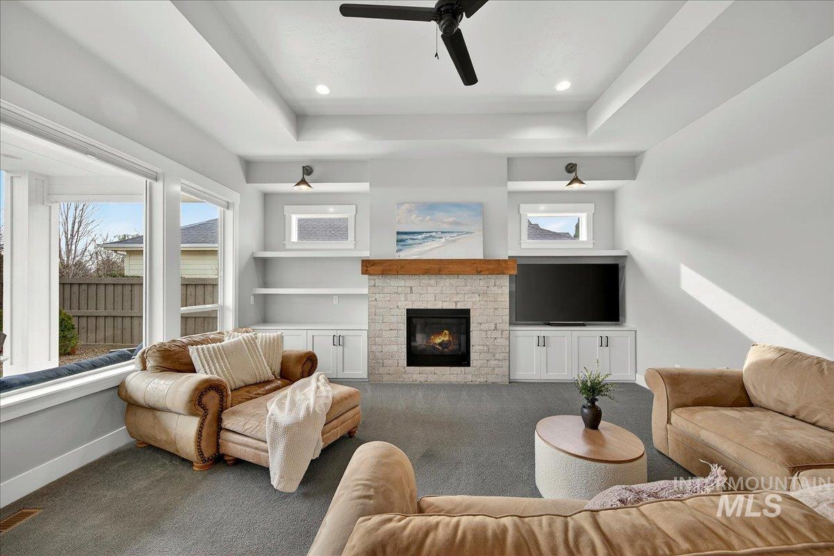 1854 N Tullshire Way, Eagle, Idaho 83616, 4 Bedrooms, 2.5 Bathrooms, Residential For Sale, Price $995,900, 98983325