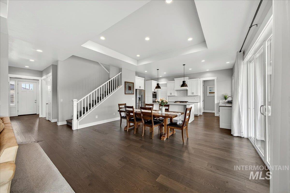 1854 N Tullshire Way, Eagle, Idaho 83616, 4 Bedrooms, 2.5 Bathrooms, Residential For Sale, Price $995,900, 98983325