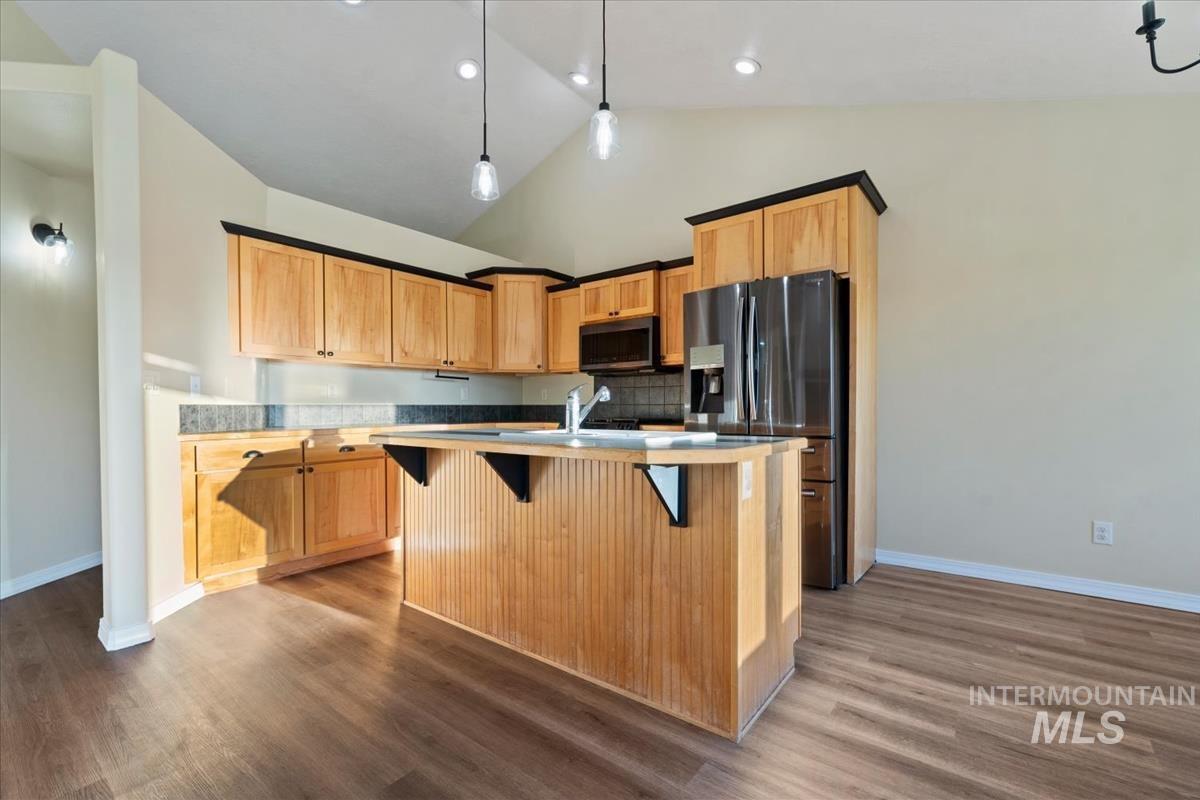 12840 Quail Run Ln., Caldwell, Idaho 83607, 4 Bedrooms, 3 Bathrooms, Residential For Sale, Price $999,900, 98983326