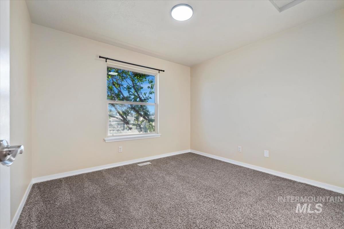 12840 Quail Run Ln., Caldwell, Idaho 83607, 4 Bedrooms, 3 Bathrooms, Residential For Sale, Price $999,900, 98983326