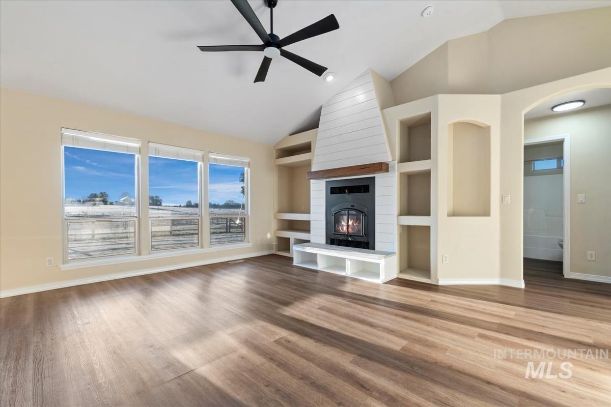 12840 Quail Run Ln., Caldwell, Idaho 83607, 4 Bedrooms, 3 Bathrooms, Residential For Sale, Price $999,900, 98983326