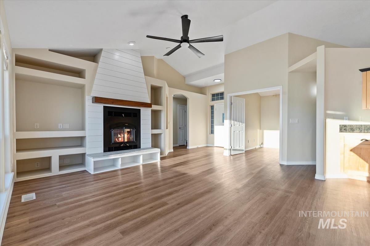 12840 Quail Run Ln., Caldwell, Idaho 83607, 4 Bedrooms, 3 Bathrooms, Residential For Sale, Price $999,900, 98983326