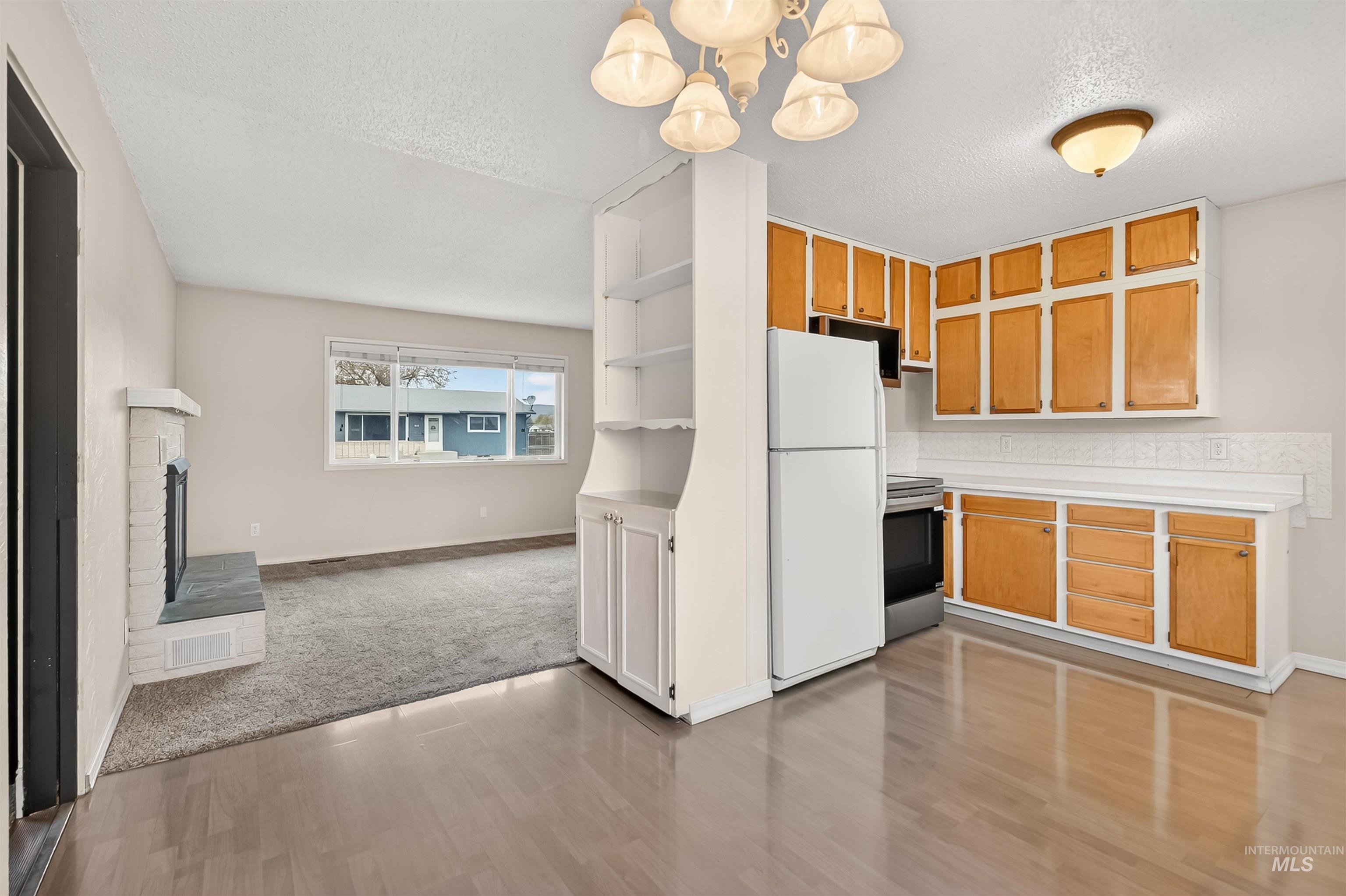 1301 Boston Street, Clarkston, Washington 99403, 4 Bedrooms, 2 Bathrooms, Residential For Sale, Price $400,000,MLS 98983327