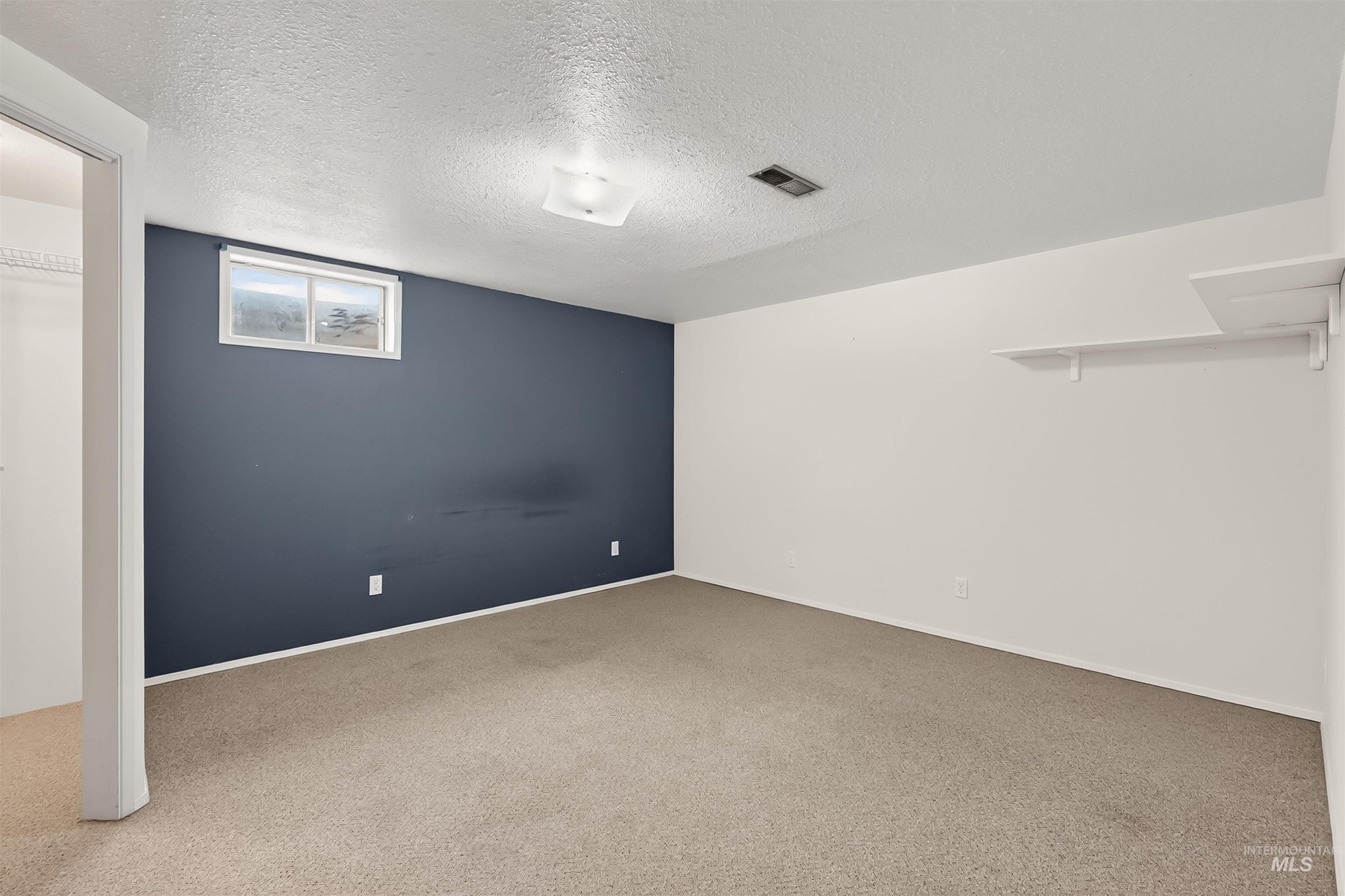 1301 Boston Street, Clarkston, Washington 99403, 4 Bedrooms, 2 Bathrooms, Residential For Sale, Price $400,000,MLS 98983327