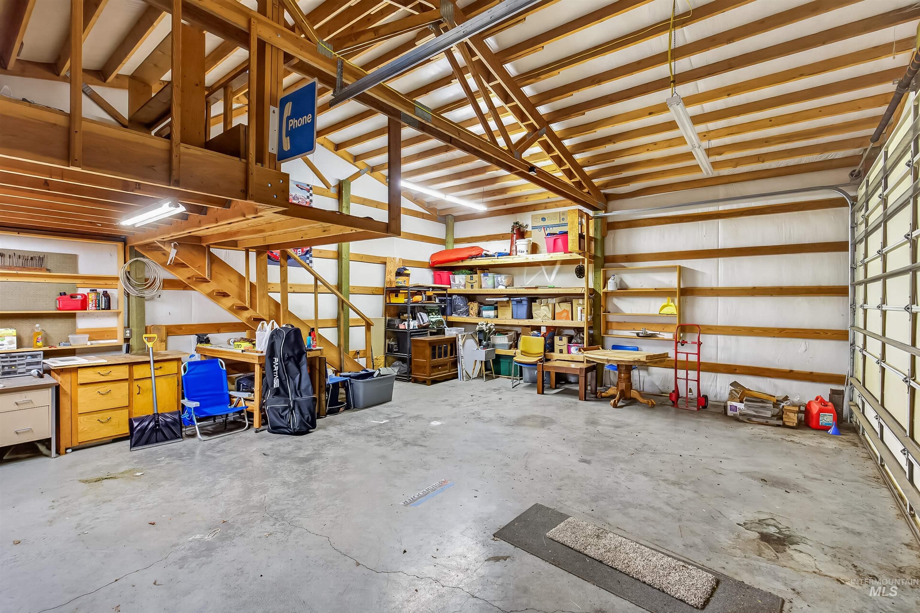 1301 Boston Street, Clarkston, Washington 99403, 4 Bedrooms, 2 Bathrooms, Residential For Sale, Price $400,000,MLS 98983327
