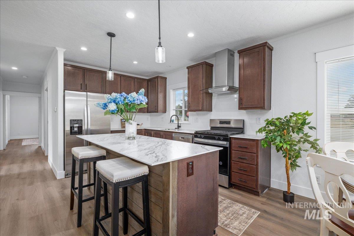 421 S Curtis Rd, #300, Boise, Idaho 83705, 3 Bedrooms, 2 Bathrooms, Residential For Sale, Price $240,000, 98983329