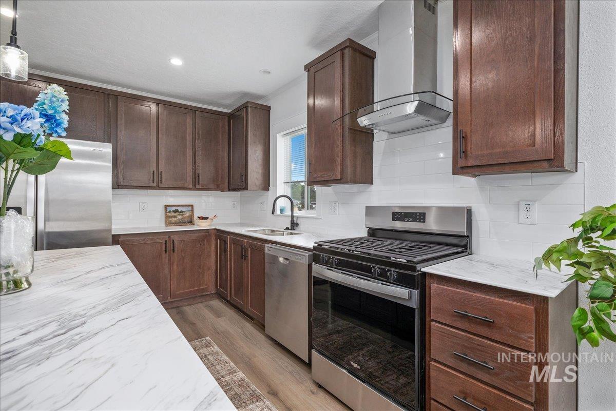 421 S Curtis Rd, #300, Boise, Idaho 83705, 3 Bedrooms, 2 Bathrooms, Residential For Sale, Price $240,000, 98983329
