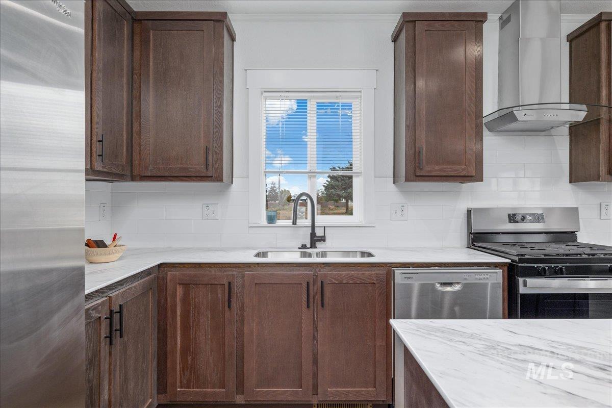421 S Curtis Rd, #300, Boise, Idaho 83705, 3 Bedrooms, 2 Bathrooms, Residential For Sale, Price $240,000, 98983329
