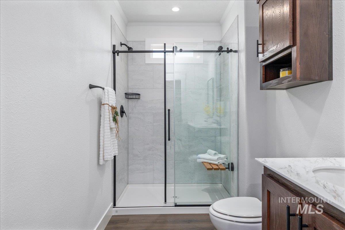 421 S Curtis Rd, #300, Boise, Idaho 83705, 3 Bedrooms, 2 Bathrooms, Residential For Sale, Price $240,000, 98983329
