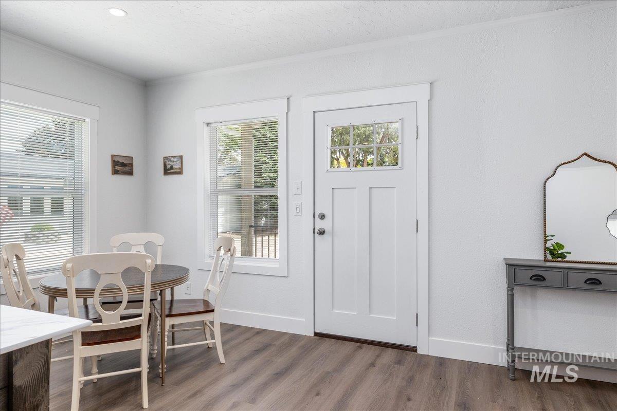 421 S Curtis Rd, #300, Boise, Idaho 83705, 3 Bedrooms, 2 Bathrooms, Residential For Sale, Price $240,000, 98983329