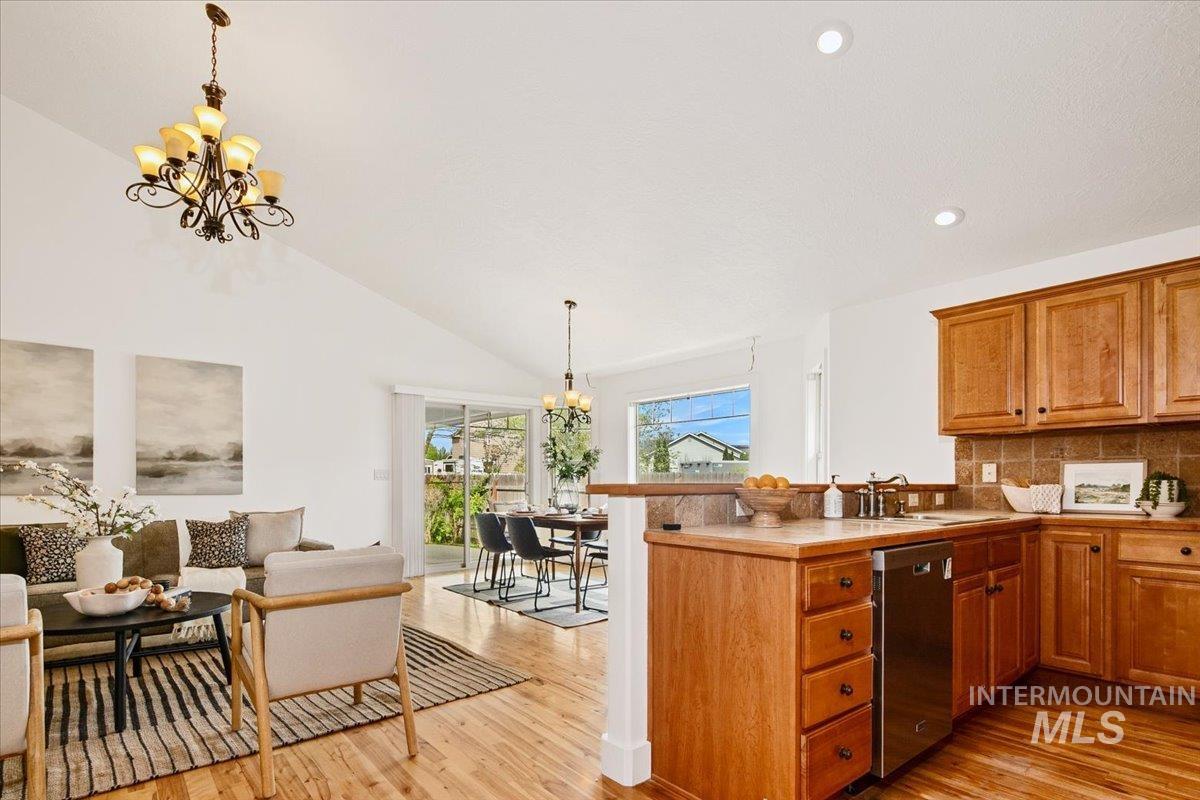 11240 West Blake Dr, Star, Idaho 83669, 4 Bedrooms, 2.5 Bathrooms, Residential For Sale, Price $540,000,MLS 98983331