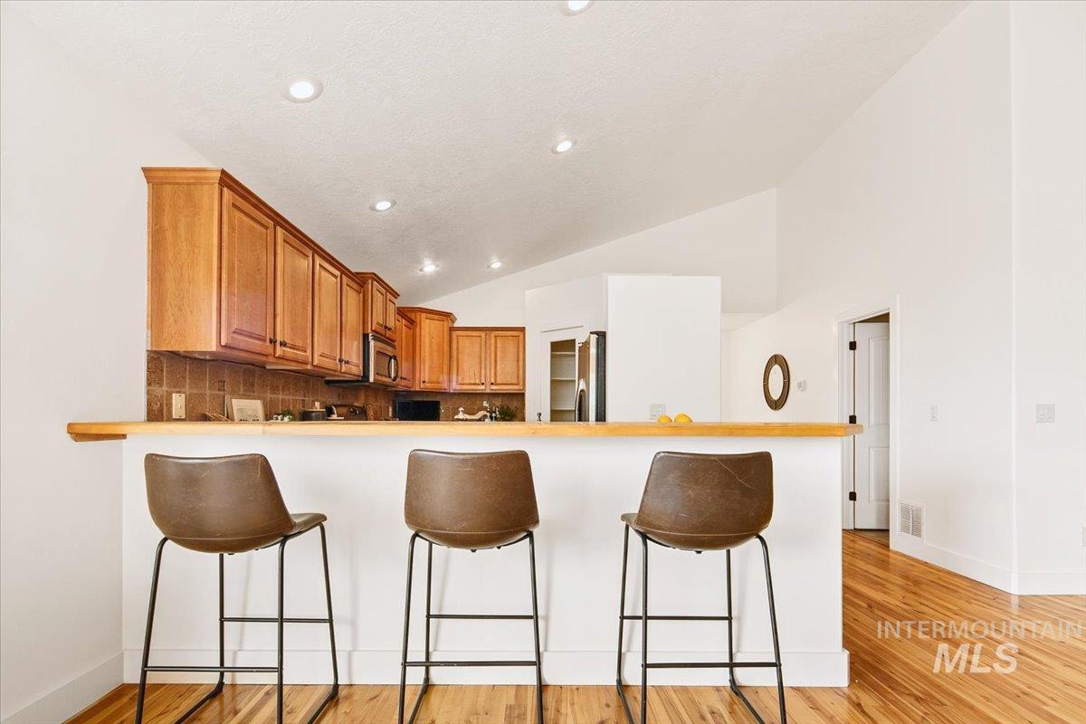 11240 West Blake Dr, Star, Idaho 83669, 4 Bedrooms, 2.5 Bathrooms, Residential For Sale, Price $540,000,MLS 98983331