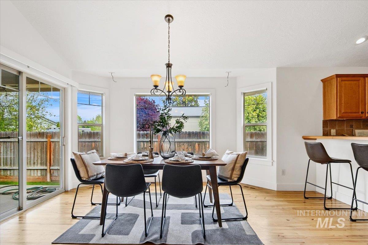 11240 West Blake Dr, Star, Idaho 83669, 4 Bedrooms, 2.5 Bathrooms, Residential For Sale, Price $540,000,MLS 98983331