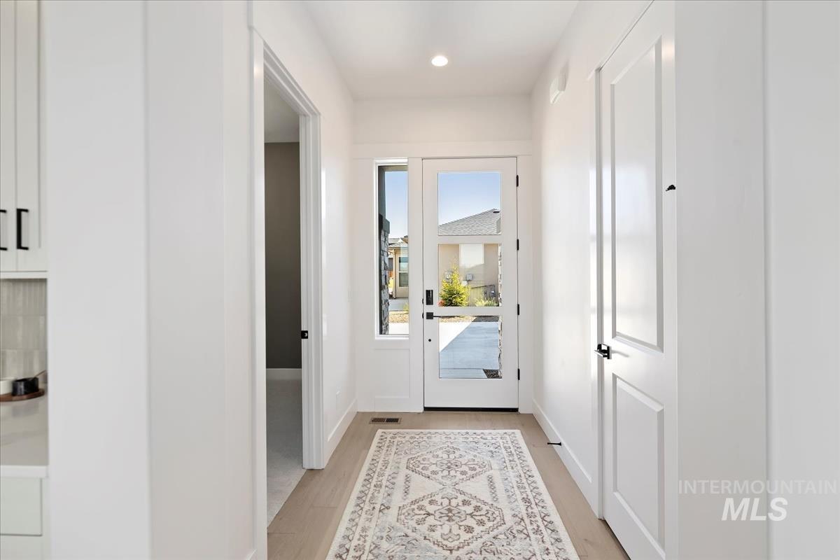 11375 W Perthshire Ln, Kuna, Idaho 83634, 3 Bedrooms, 2 Bathrooms, Residential For Sale, Price $649,880,MLS 98983332