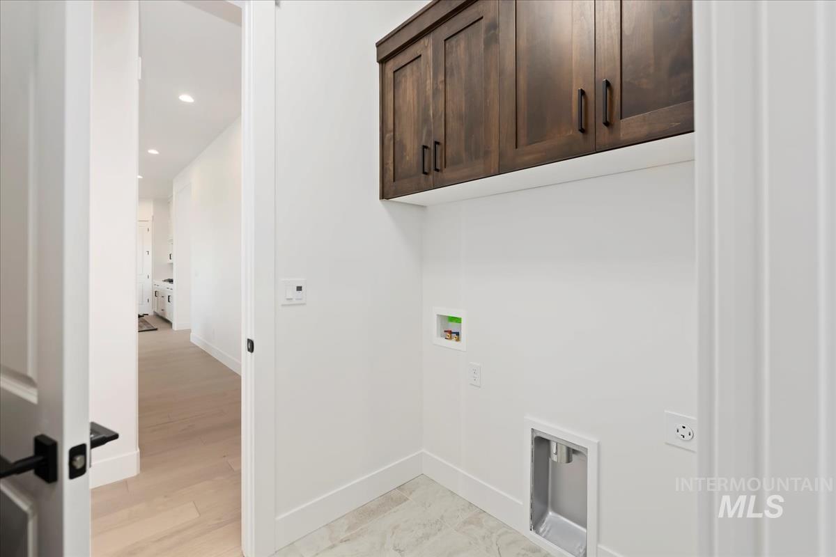 11375 W Perthshire Ln, Kuna, Idaho 83634, 3 Bedrooms, 2 Bathrooms, Residential For Sale, Price $649,880,MLS 98983332