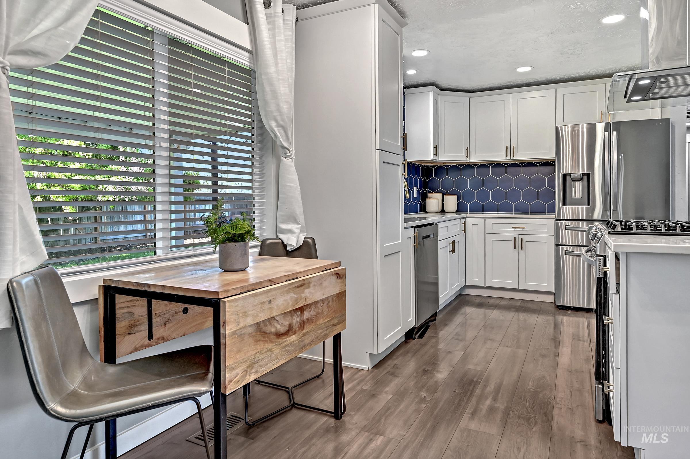 10818 W Marlinwood Dr, Boise, Idaho 83713, 3 Bedrooms, 2 Bathrooms, Residential For Sale, Price $515,000,MLS 98983335