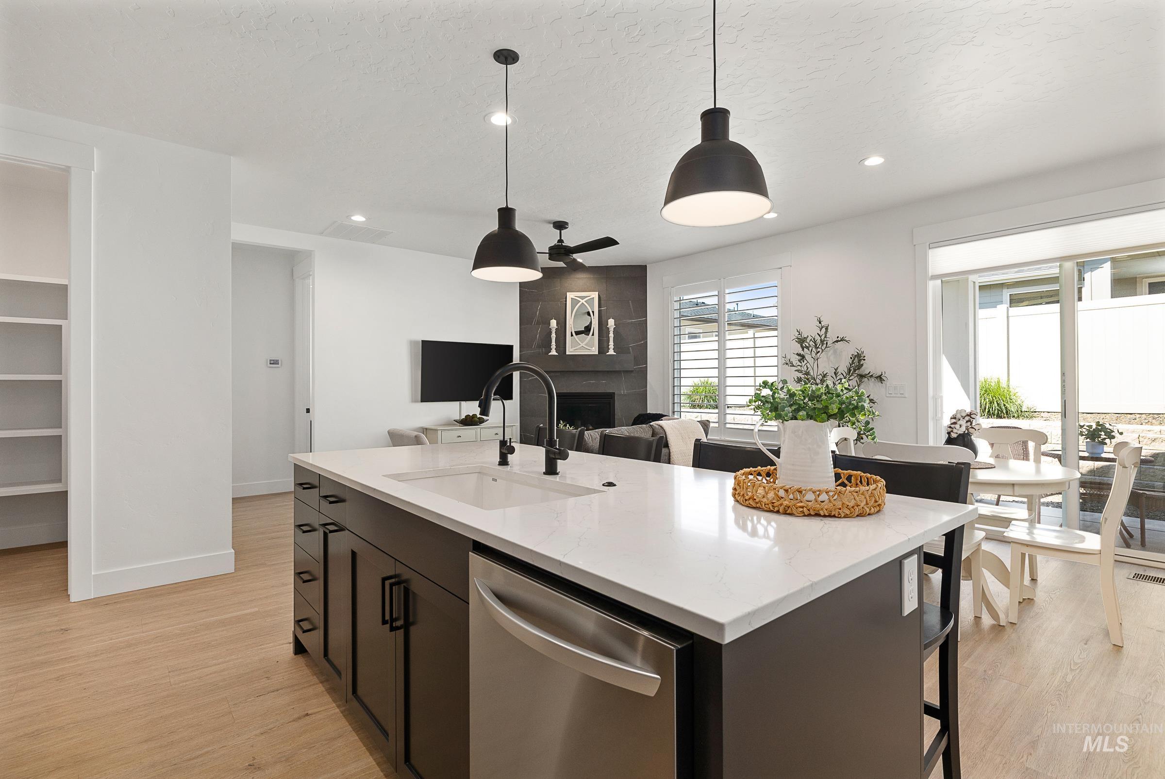 493 N Plainfield Ave, Eagle, Idaho 83616, 3 Bedrooms, 3 Bathrooms, Residential For Sale, Price $600,000,MLS 98983337