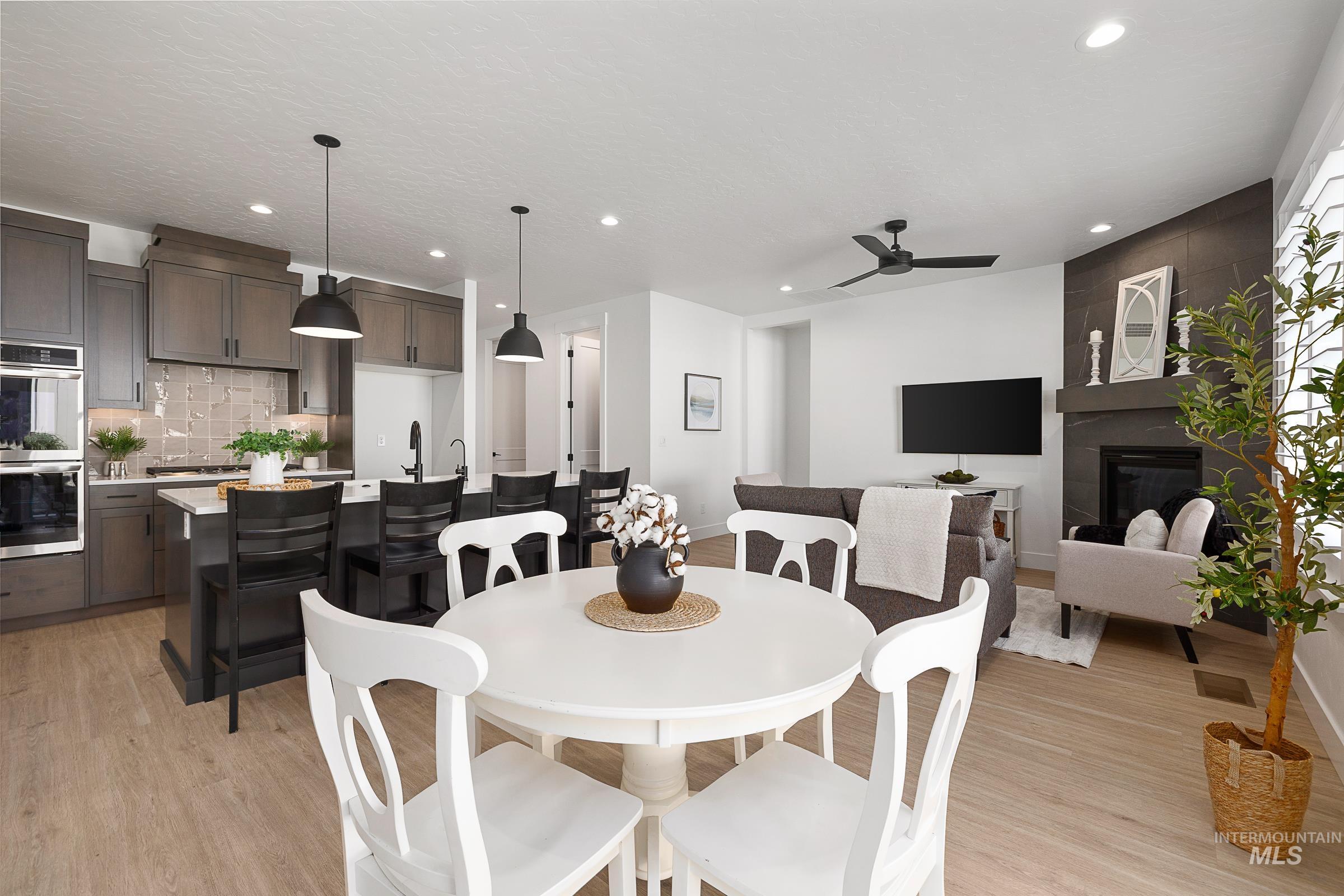 493 N Plainfield Ave, Eagle, Idaho 83616, 3 Bedrooms, 3 Bathrooms, Residential For Sale, Price $600,000,MLS 98983337