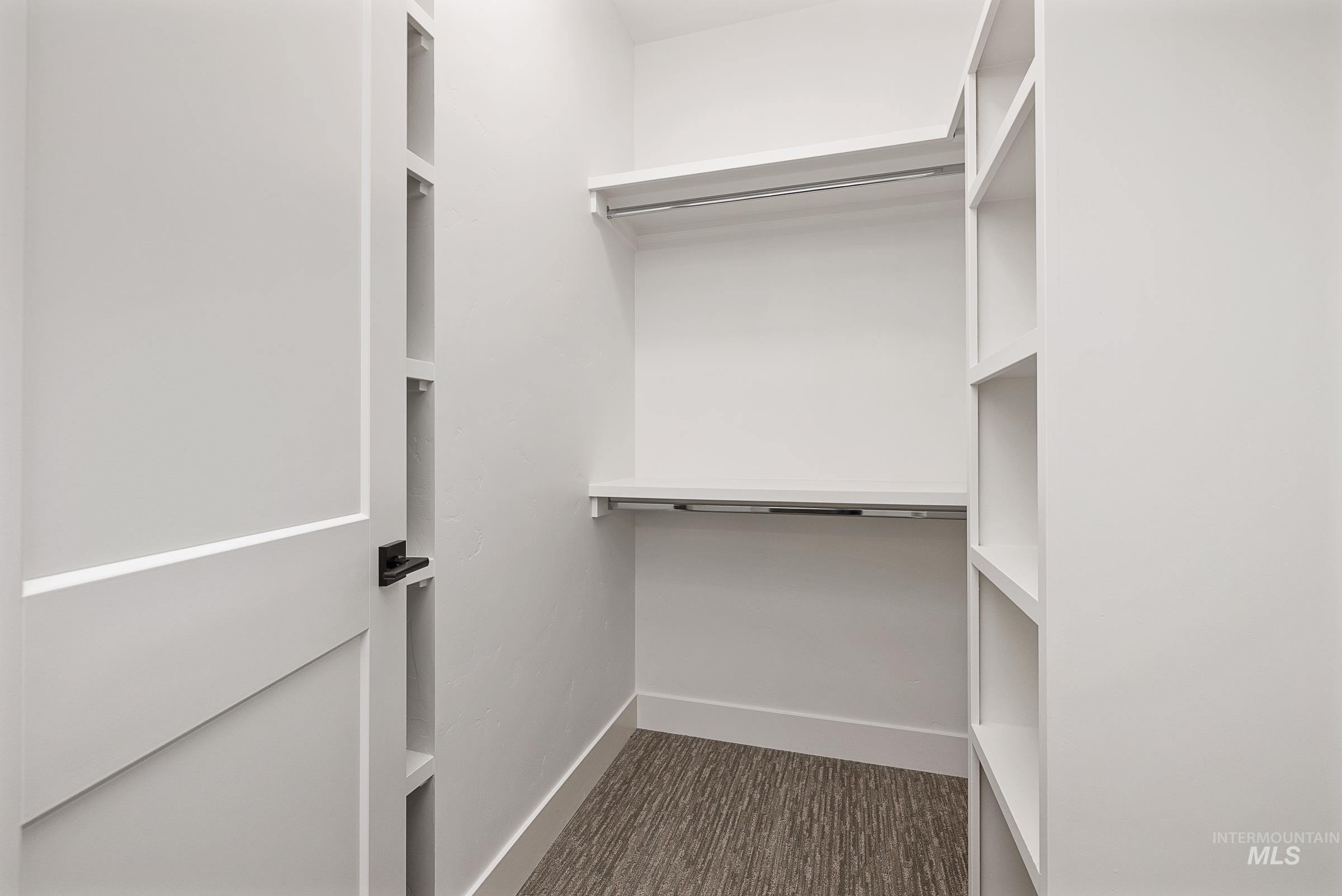 493 N Plainfield Ave, Eagle, Idaho 83616, 3 Bedrooms, 3 Bathrooms, Residential For Sale, Price $600,000,MLS 98983337