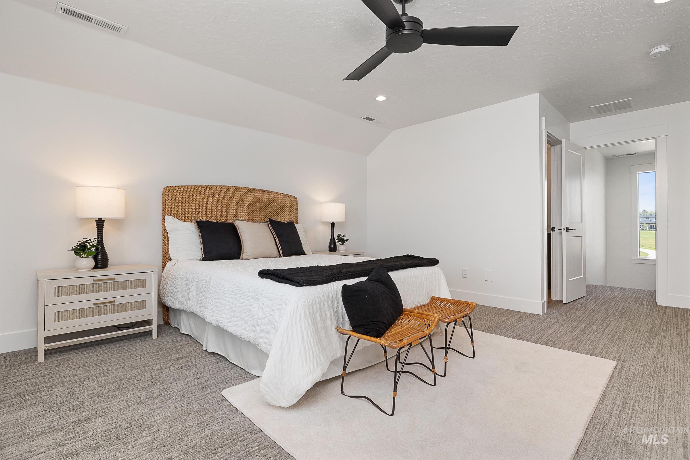 493 N Plainfield Ave, Eagle, Idaho 83616, 3 Bedrooms, 3 Bathrooms, Residential For Sale, Price $600,000,MLS 98983337