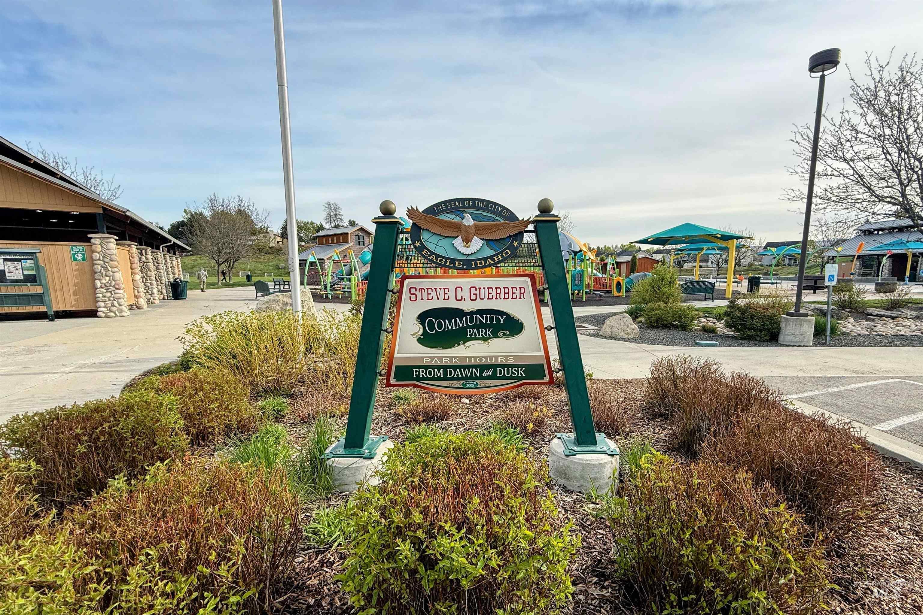 493 N Plainfield Ave, Eagle, Idaho 83616, 3 Bedrooms, 3 Bathrooms, Residential For Sale, Price $600,000,MLS 98983337