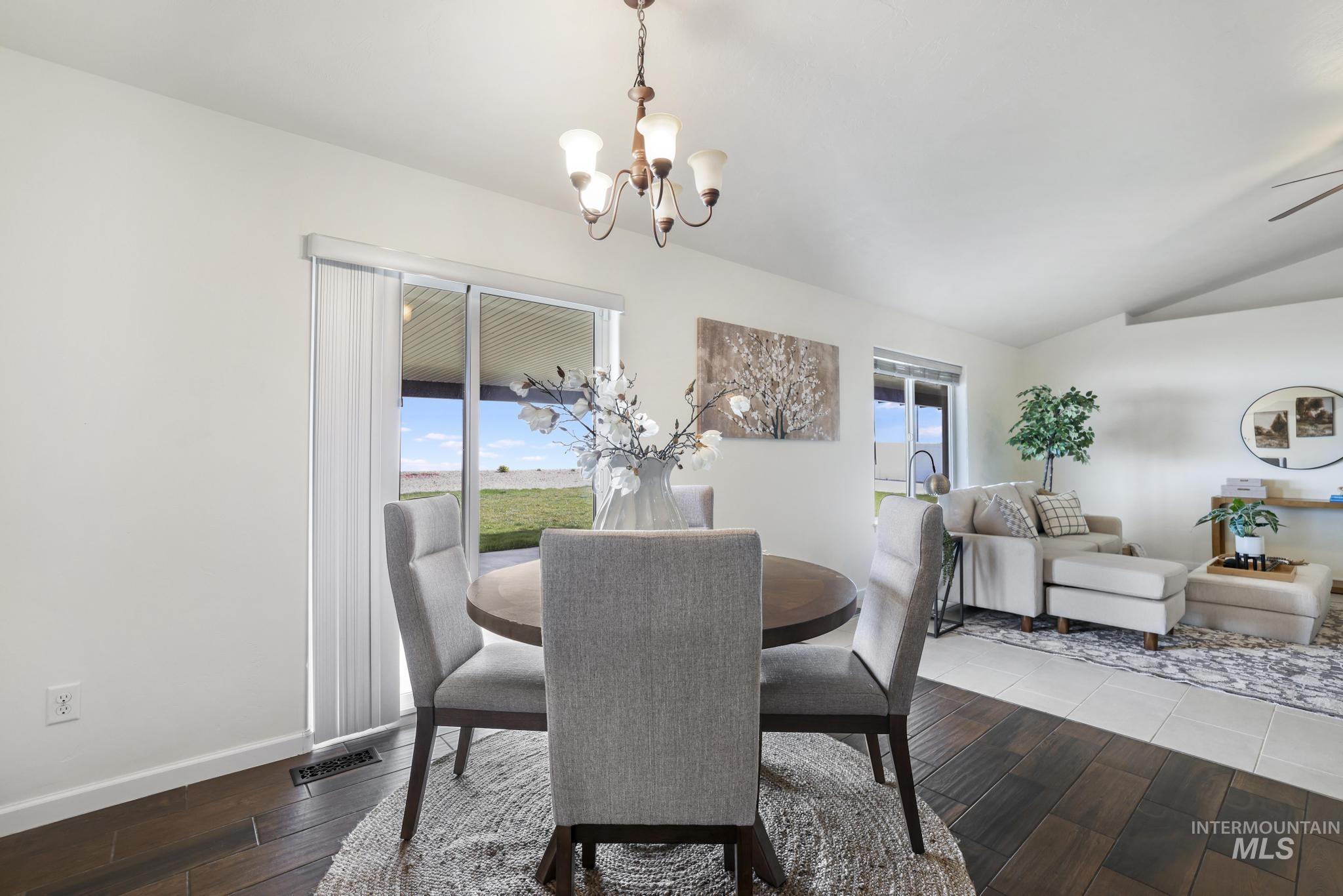 1021 Glen Eagle Dr, Jerome, Idaho 83338, 3 Bedrooms, 2 Bathrooms, Residential For Sale, Price $399,900, 98983342