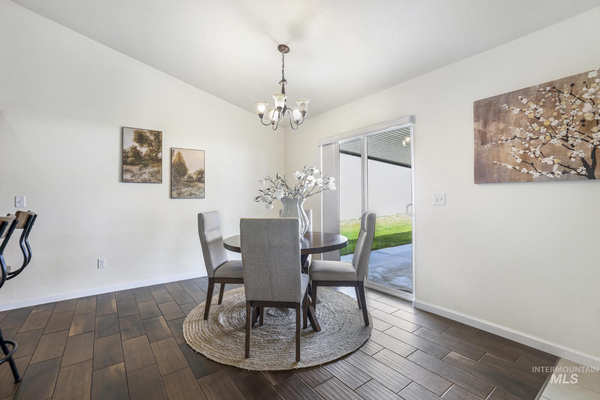 1021 Glen Eagle Dr, Jerome, Idaho 83338, 3 Bedrooms, 2 Bathrooms, Residential For Sale, Price $399,900, 98983342