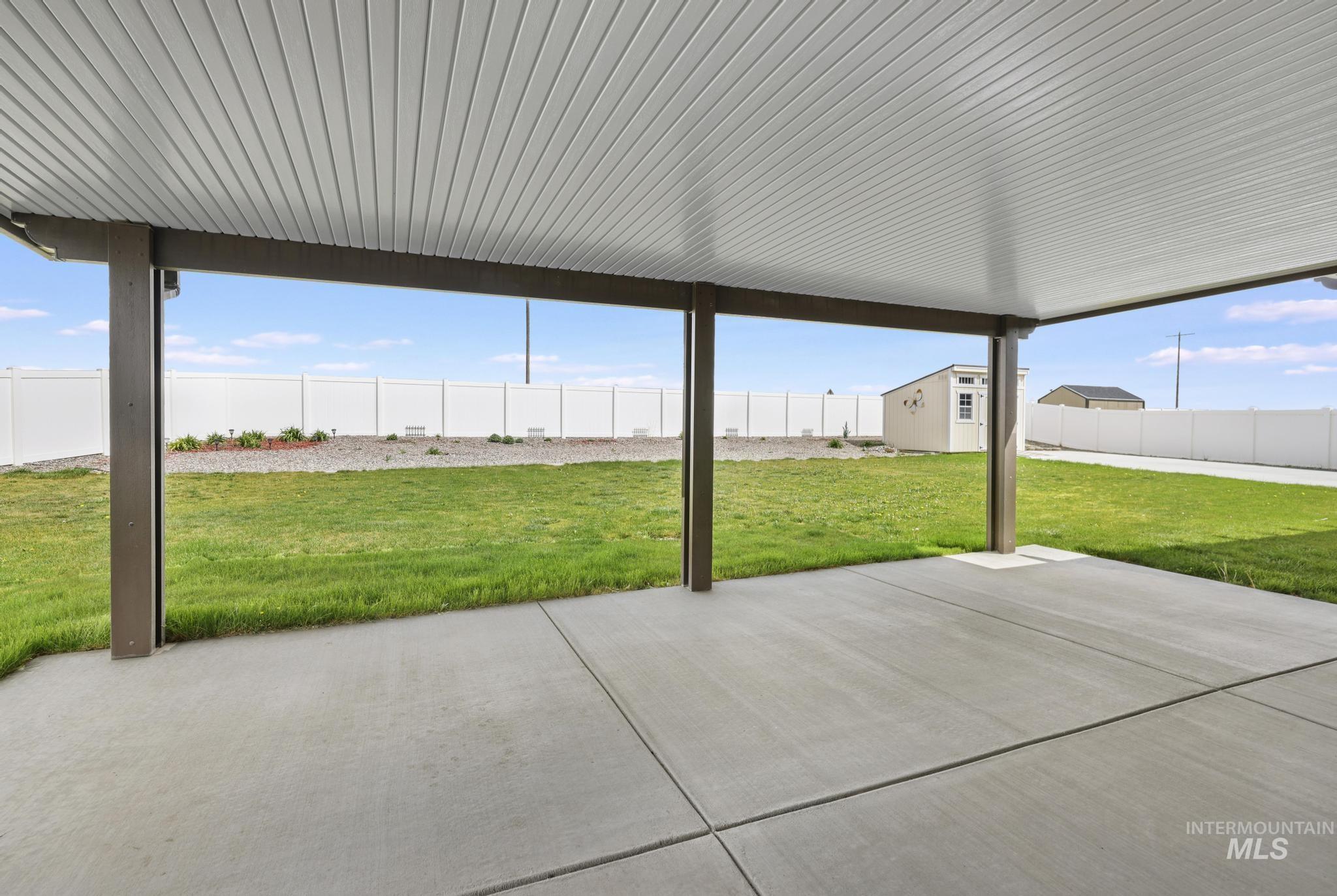 1021 Glen Eagle Dr, Jerome, Idaho 83338, 3 Bedrooms, 2 Bathrooms, Residential For Sale, Price $399,900, 98983342