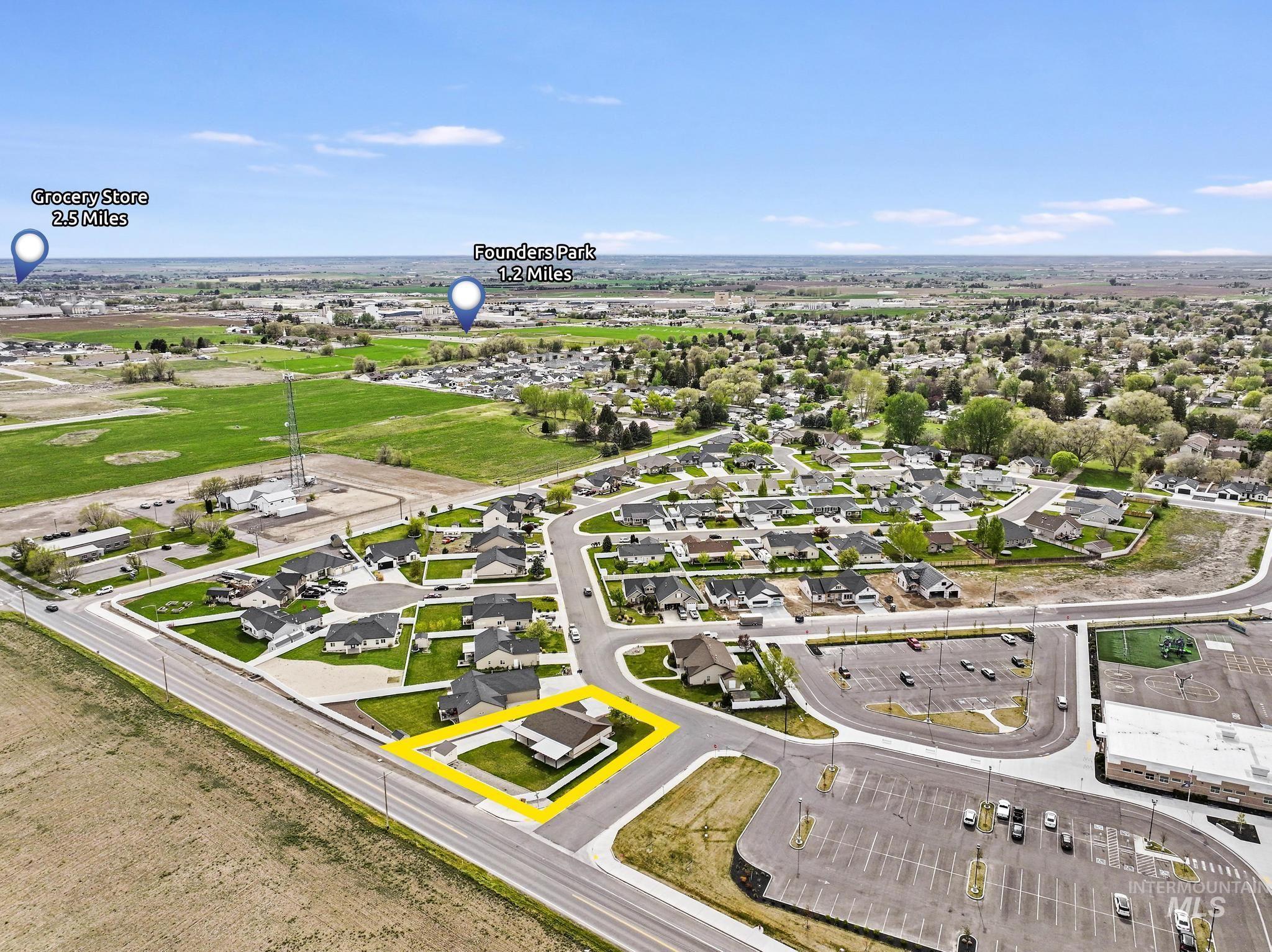 1021 Glen Eagle Dr, Jerome, Idaho 83338, 3 Bedrooms, 2 Bathrooms, Residential For Sale, Price $399,900, 98983342