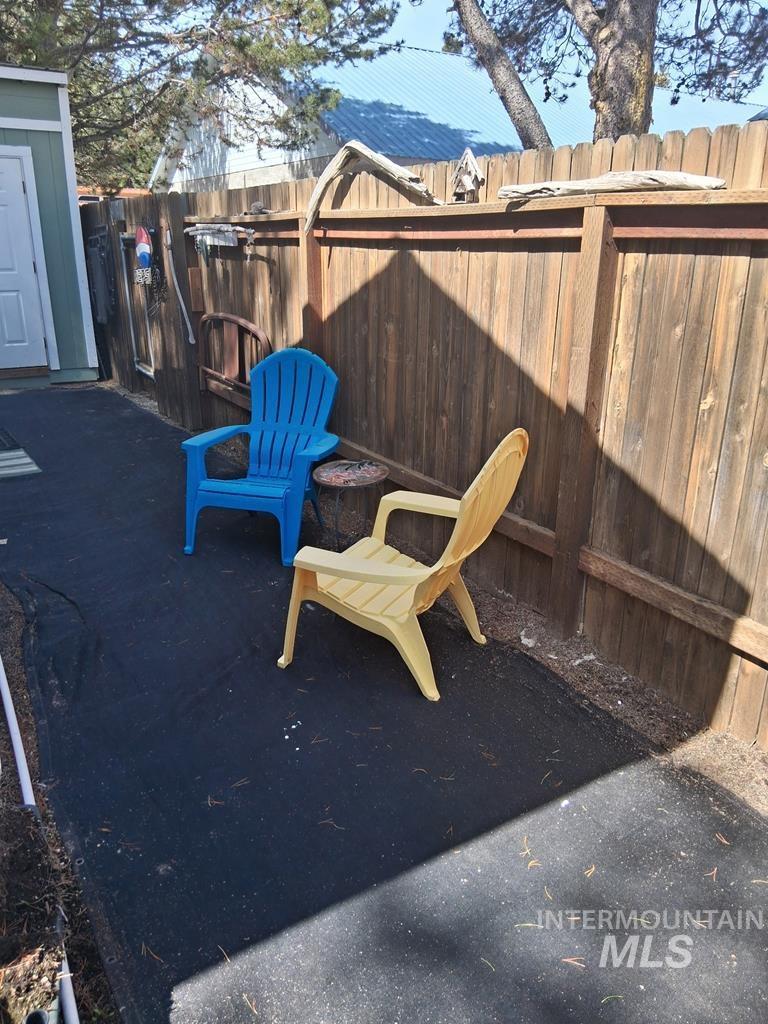 12 D Street, Cascade, Idaho 83611, 2 Bedrooms, 1 Bathroom, Residential For Sale, Price $249,900,MLS 98983345