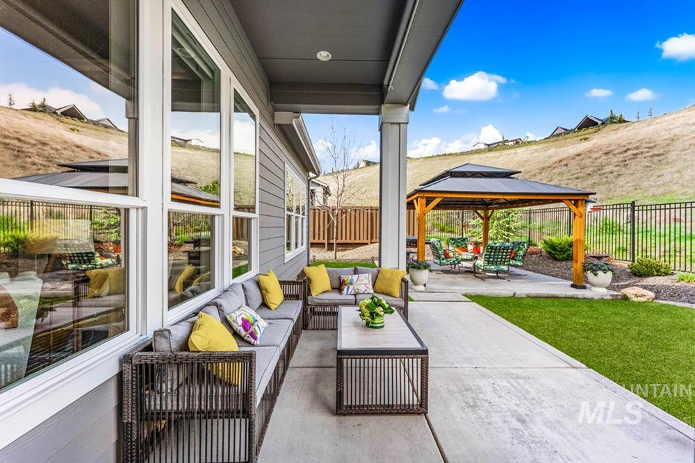 11339 N 20th Pl, Boise, Idaho 83714, 4 Bedrooms, 2.5 Bathrooms, Residential For Sale, Price $1,015,000, 98983347