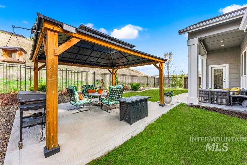 11339 N 20th Pl, Boise, Idaho 83714, 4 Bedrooms, 2.5 Bathrooms, Residential For Sale, Price $1,015,000, 98983347