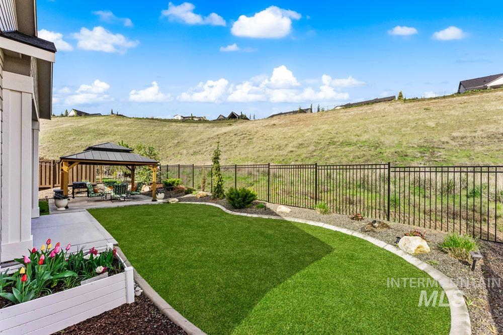 11339 N 20th Pl, Boise, Idaho 83714, 4 Bedrooms, 2.5 Bathrooms, Residential For Sale, Price $1,015,000, 98983347