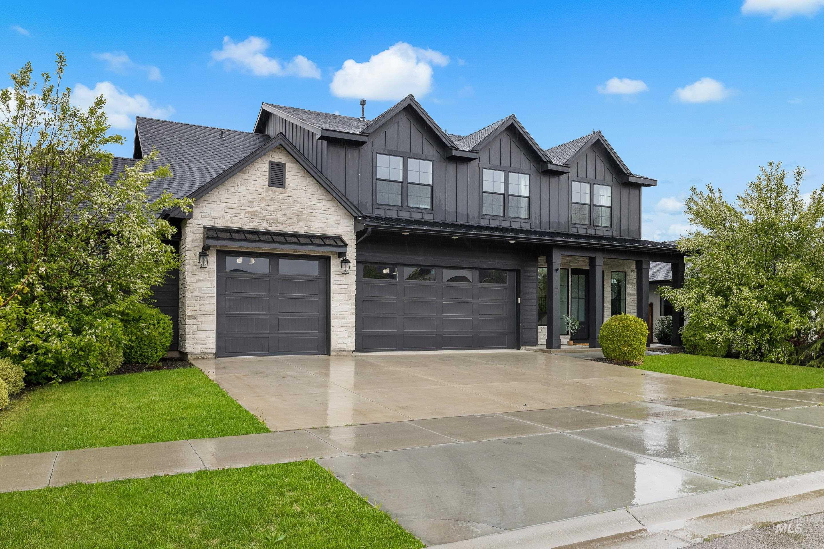 747 S Short Lane, Eagle, Idaho 83616, 4 Bedrooms, 2.5 Bathrooms, Residential For Sale, Price $1,079,000, 98983350