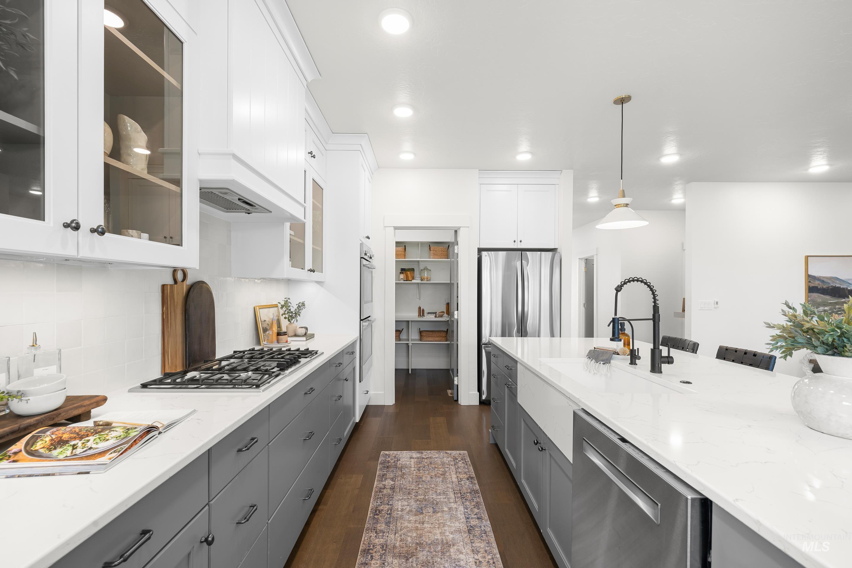 747 S Short Lane, Eagle, Idaho 83616, 4 Bedrooms, 2.5 Bathrooms, Residential For Sale, Price $1,079,000, 98983350