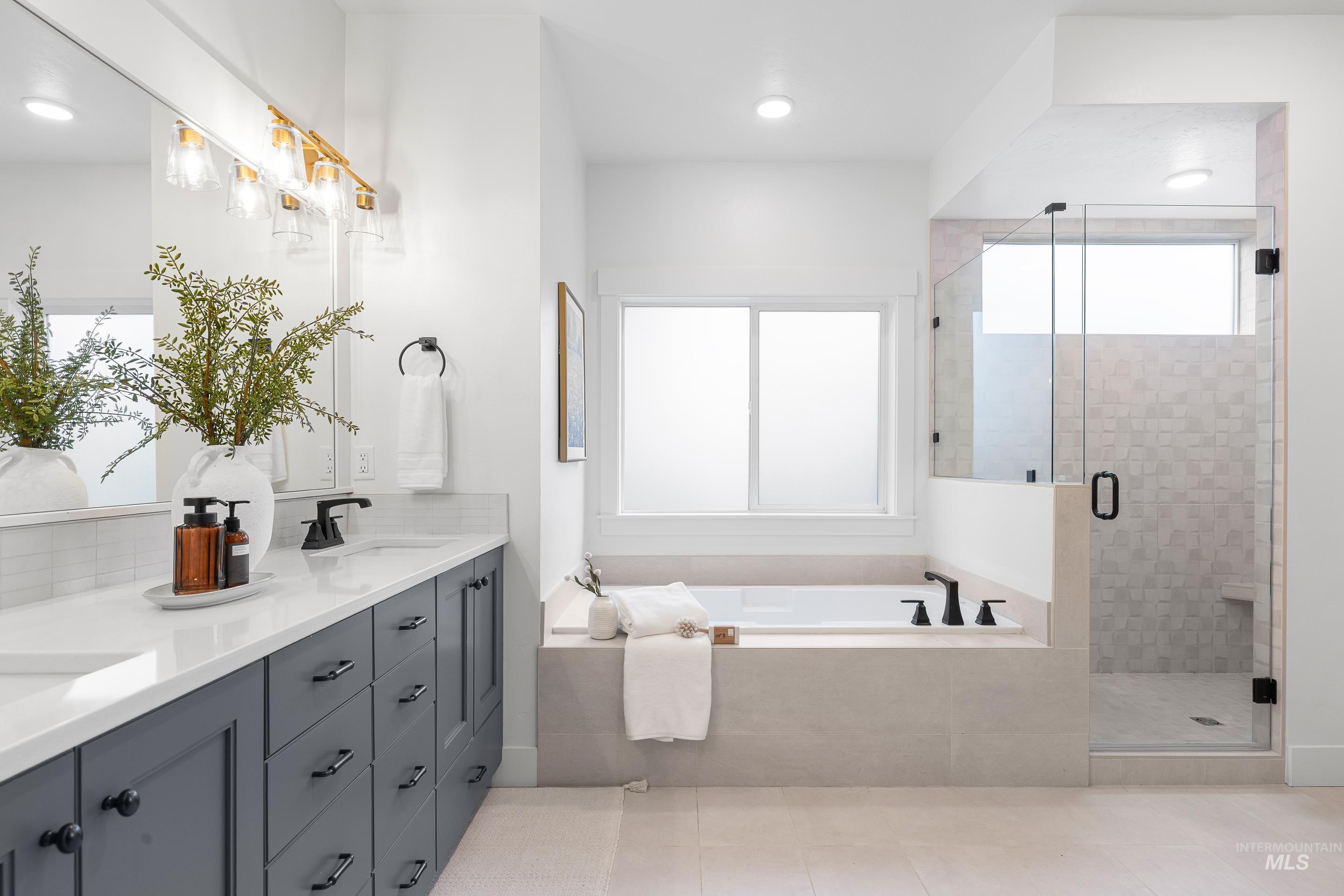 747 S Short Lane, Eagle, Idaho 83616, 4 Bedrooms, 2.5 Bathrooms, Residential For Sale, Price $1,079,000, 98983350