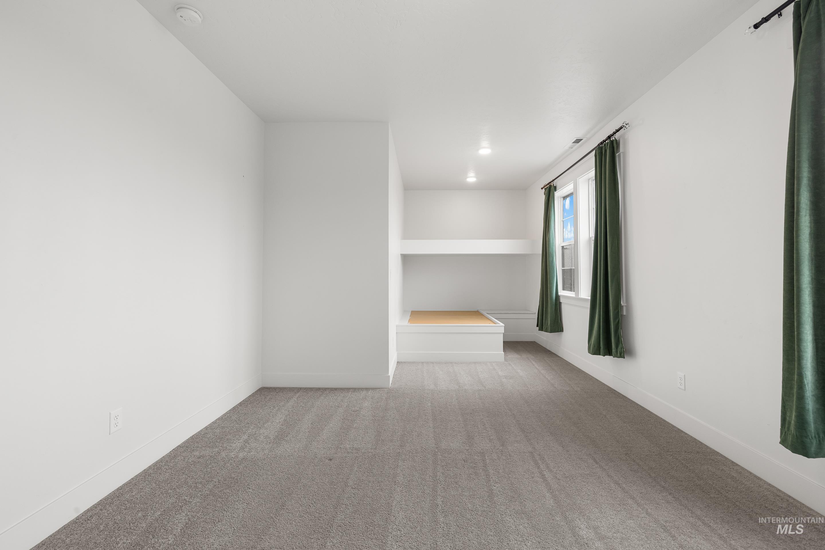 747 S Short Lane, Eagle, Idaho 83616, 4 Bedrooms, 2.5 Bathrooms, Residential For Sale, Price $1,079,000, 98983350