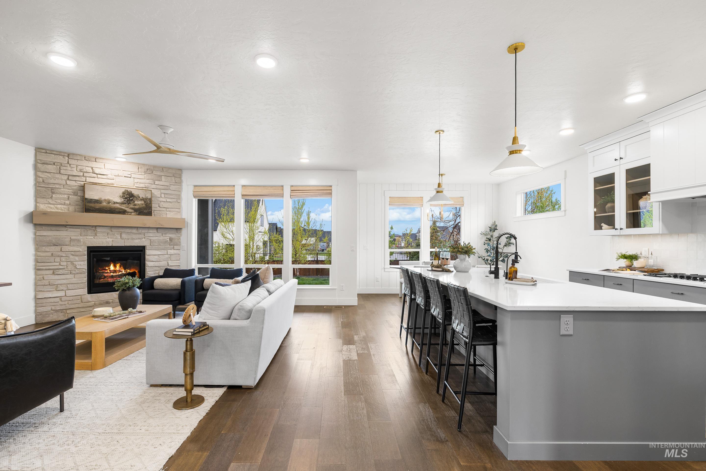 747 S Short Lane, Eagle, Idaho 83616, 4 Bedrooms, 2.5 Bathrooms, Residential For Sale, Price $1,079,000, 98983350