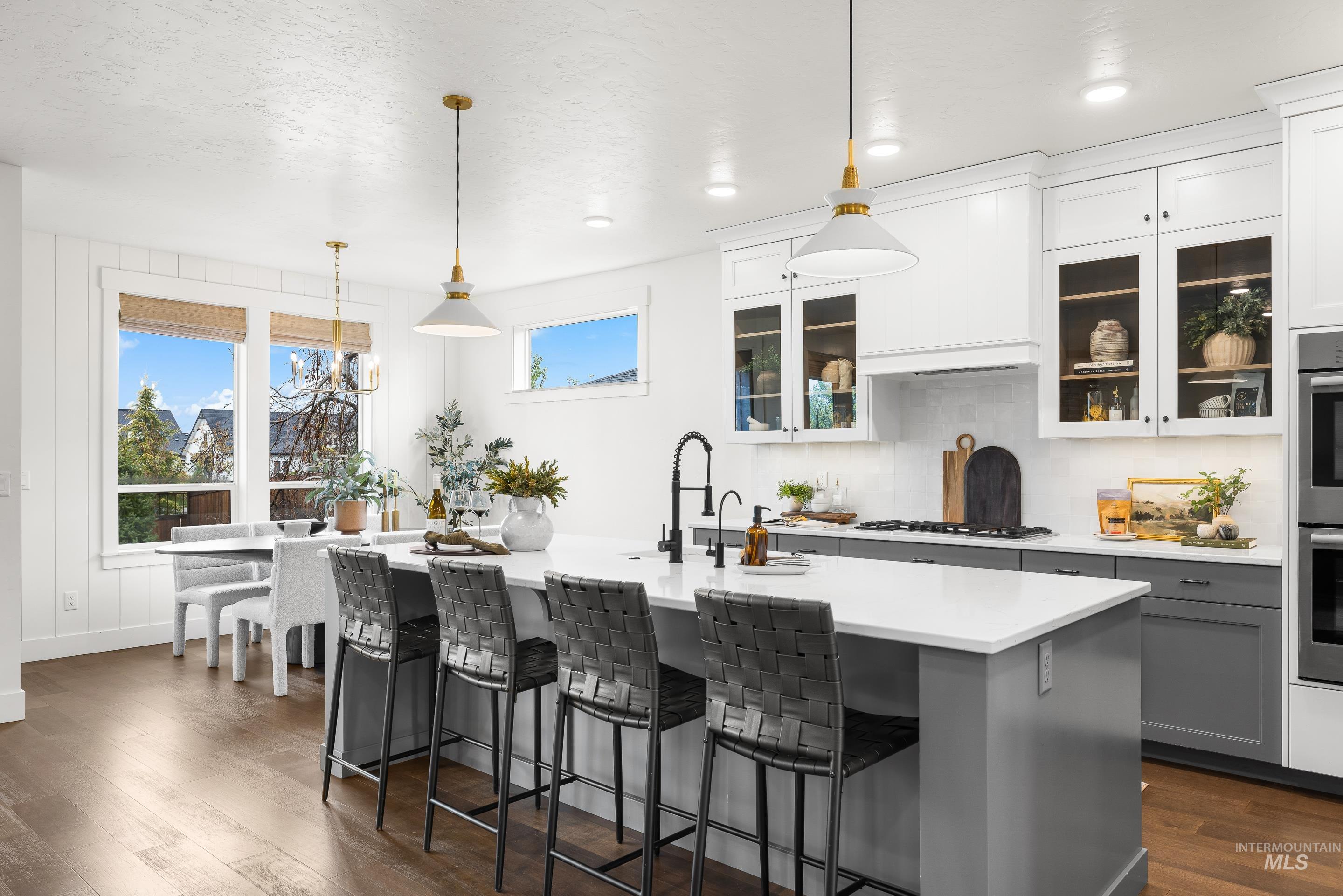 747 S Short Lane, Eagle, Idaho 83616, 4 Bedrooms, 2.5 Bathrooms, Residential For Sale, Price $1,079,000, 98983350