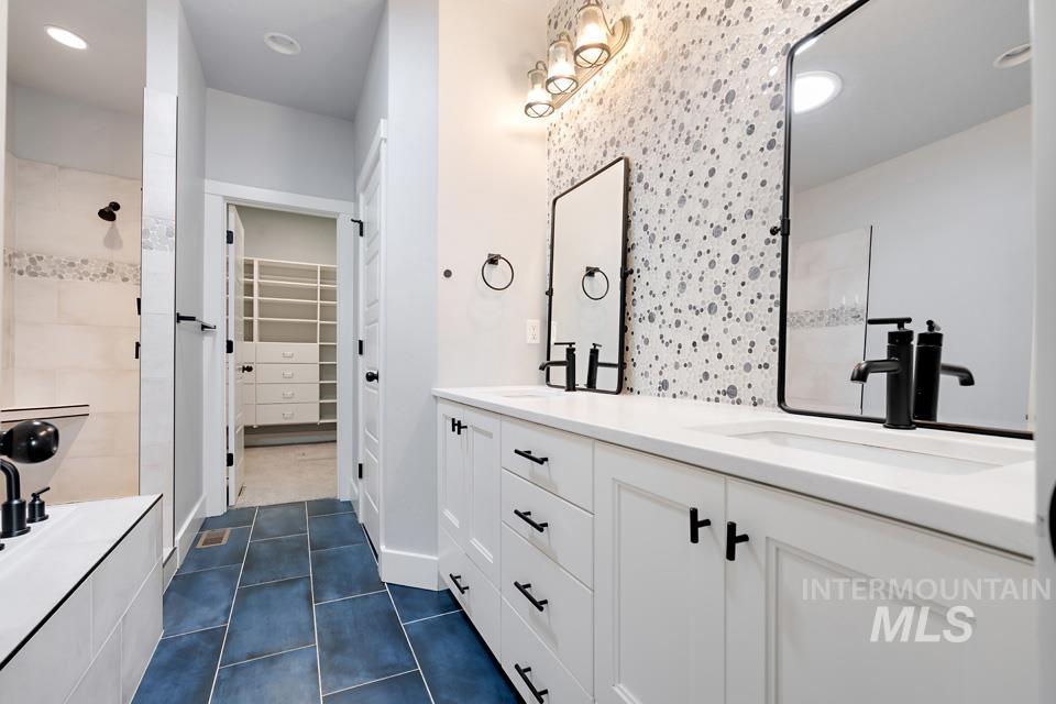 342 Spur Ave, Fruitland, Idaho 83619, 5 Bedrooms, 4.5 Bathrooms, Residential For Sale, Price $799,000, 98983352