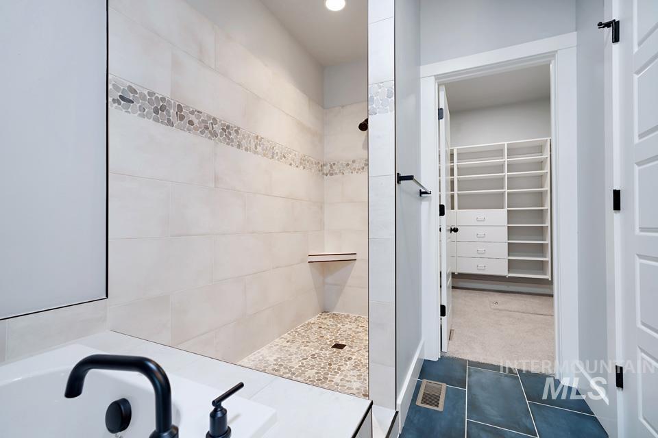 342 Spur Ave, Fruitland, Idaho 83619, 5 Bedrooms, 4.5 Bathrooms, Residential For Sale, Price $799,000, 98983352