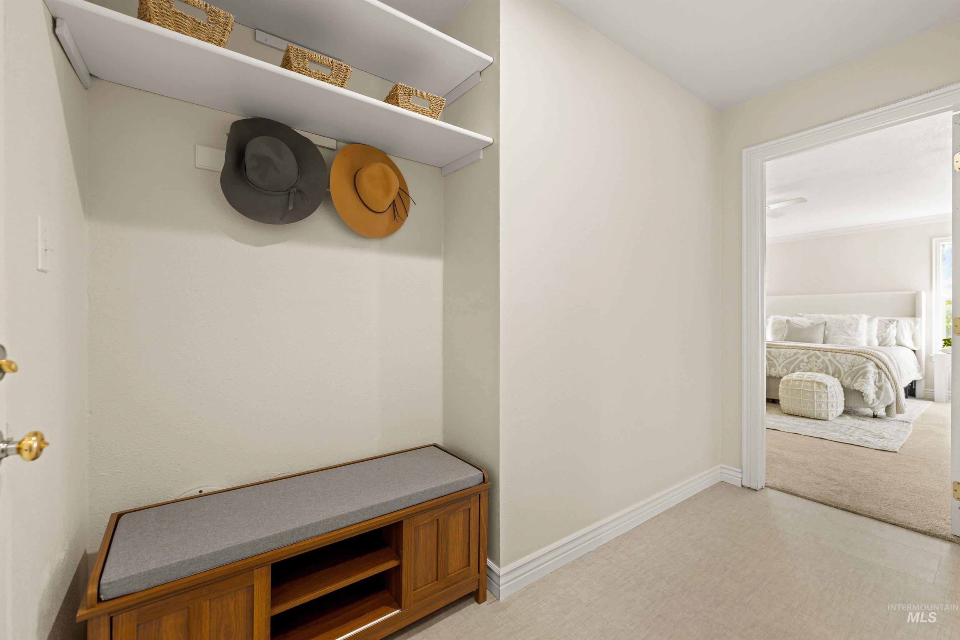 2619 N Grandee Street, Boise, Idaho 83704, 5 Bedrooms, 3 Bathrooms, Residential For Sale, Price $575,000,MLS 98983355