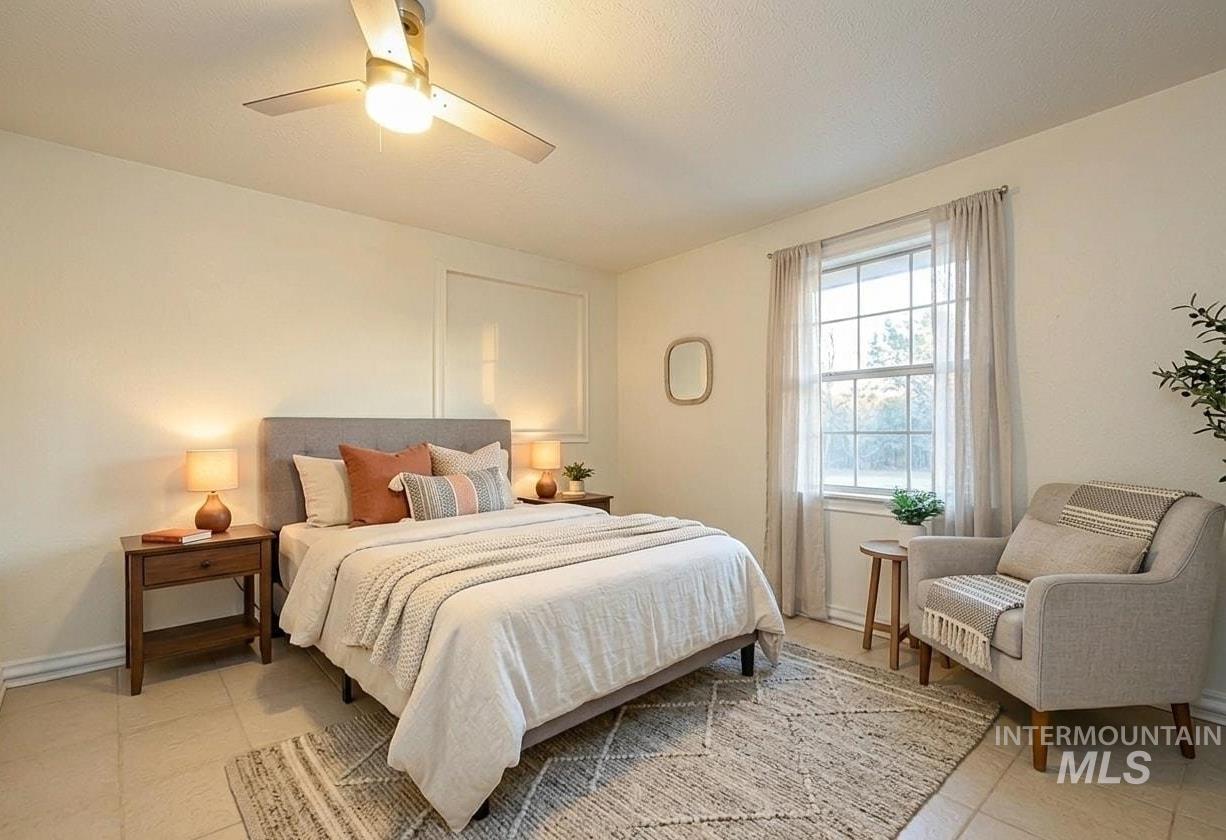 516 18th Ave N, Nampa, Idaho 83687, 3 Bedrooms, 1 Bathroom, Residential Income For Sale, Price $425,000,MLS 98983357