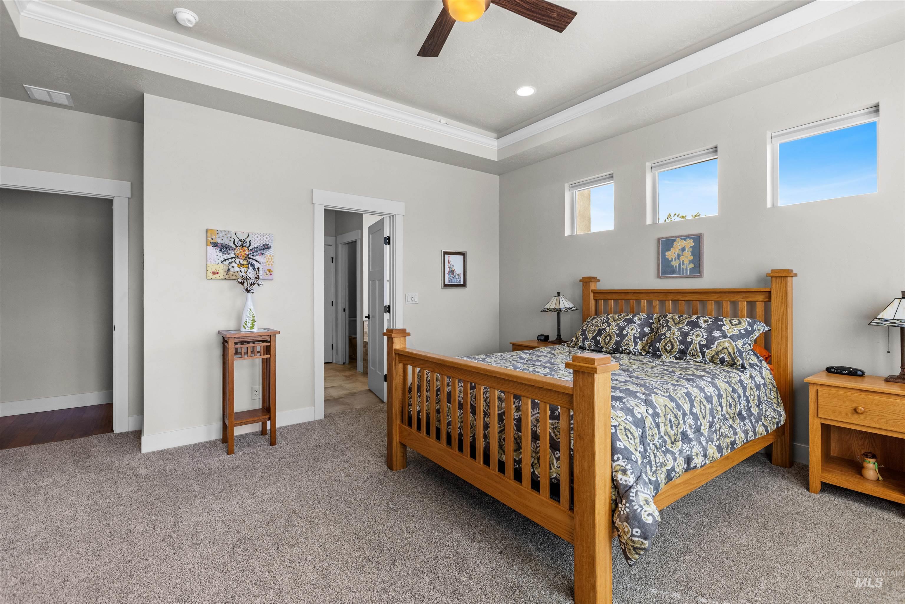 8509 Silverwood Way, Middleton, Idaho 83644, 3 Bedrooms, 2 Bathrooms, Residential For Sale, Price $934,900, 98983358