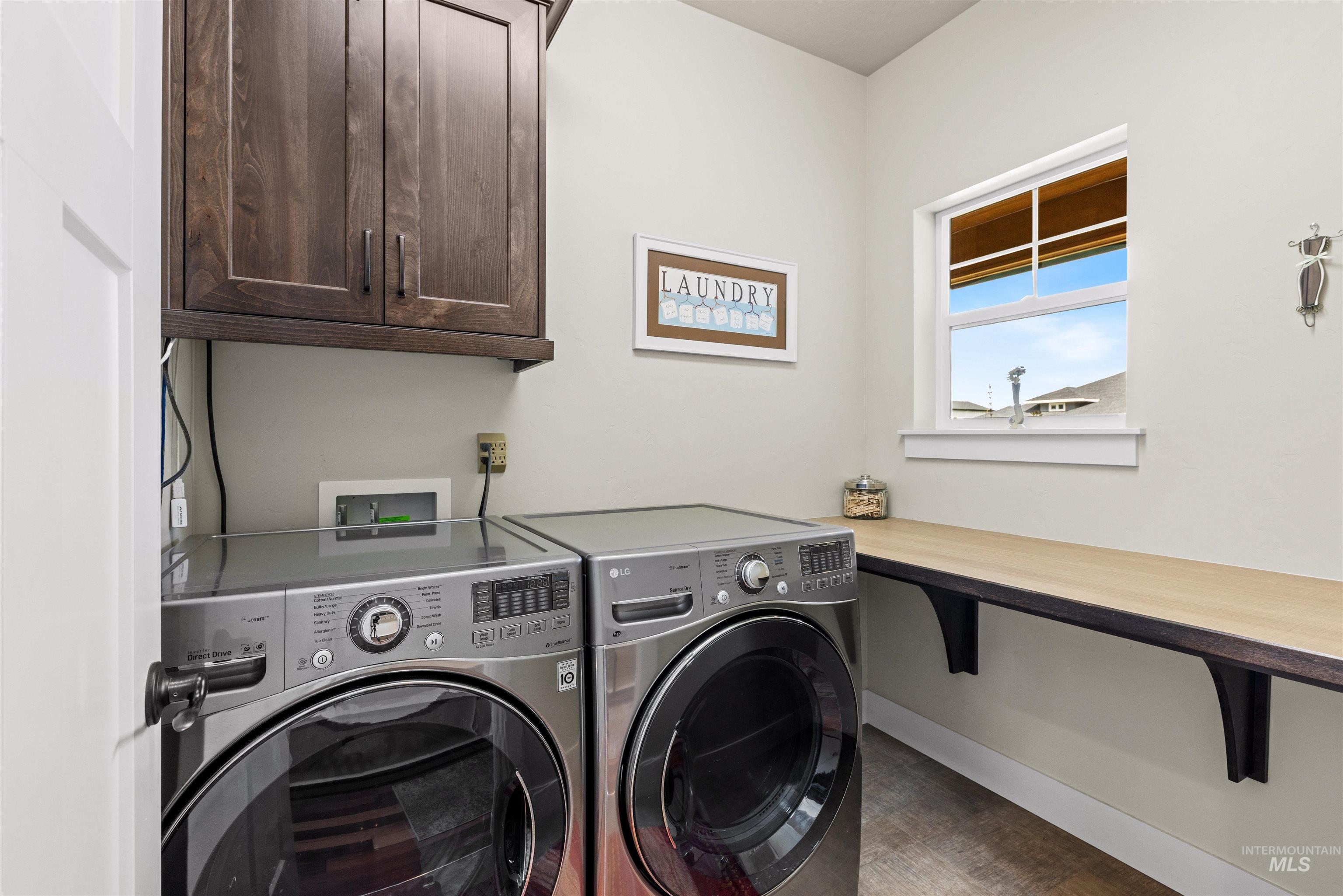 8509 Silverwood Way, Middleton, Idaho 83644, 3 Bedrooms, 2 Bathrooms, Residential For Sale, Price $934,900, 98983358