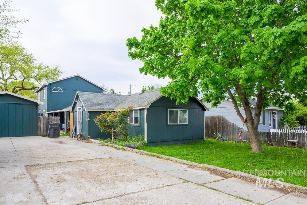 516 18th Ave N, Nampa, Idaho 83687, 3 Bedrooms, 3.5 Bathrooms, Residential For Sale, Price $425,000,MLS 98983359